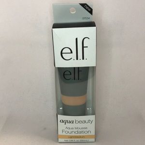 ELF Aqua Beauty Aqua Mousse Foundation Light/Med